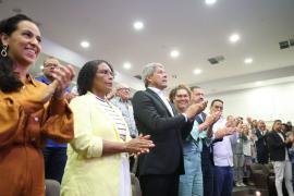 Programa de Aquisição de Alimentos vai garantir distribuição de 87 mil litros de leite por dia na Bahia