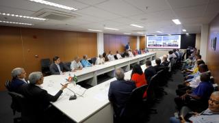 Obras de pavimentação e educação são anunciadas para o município de Paratinga