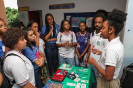 Estudantes da rede estadual participam de Feira de Profissões, neste sábado (25)
