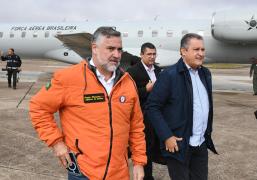 Bombeiros baianos que atuaram no RS recebem reconhecimento do ministro Rui Costa