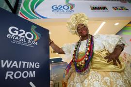 Receptivo turístico dá as boas-vindas às delegações do G20, no Aeroporto de Salvador