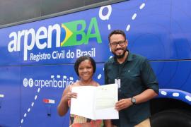 Marisqueira de Santiago do Iguape recebe novos documentos no último dia da Caravana