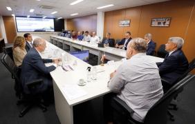 Na capital, Governo do Estado autoriza pacote de obras em diversas áreas para cinco municípios baianos