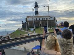 Integrantes do G20 se despedem da Bahia com city tour por Salvador