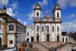 Equipe da Conder inicia pintura da Igreja da Ordem Terceira do Carmo, no Pelourinho