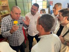 Delegação de Cuba visita Centro de Distribuição da agricultura familiar da Bahia