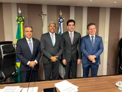 Em cooperação inédita, Governo da Bahia oficializa acordo de compra de trens de VLT do Mato Grosso