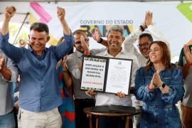 Governo do Estado entrega obra de abastecimento de água e sinalização de trânsito em Capim Grosso