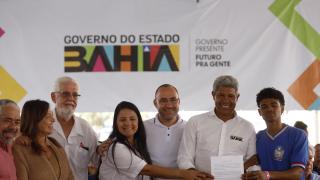 Colégio de tempo integral inaugurado em Poções, neste sábado (6), atenderá mil estudantes