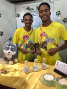 Petisco de farinha de casca de ovo para cães é produzido por estudantes do Cetep de Ipiaú