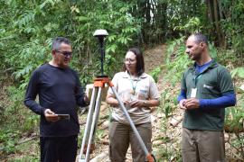 Inema capacita servidores em medição de vazão com método acústico no rio Subaúma