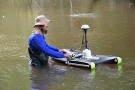 Inema capacita servidores em medição de vazão com método acústico no rio Subaúma