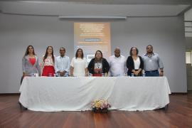 Em encontro com familiares de vítimas da explosão de fábrica de fogos, secretária anuncia ampliação de assistência à saúde