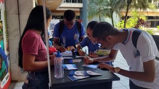I Feira de Profissões da Biblioteca Central do Estado da Bahia atrai mais de 1000 estudantes