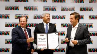 Estado assina protocolo de intenções para voos diretos entre Porto e Salvador