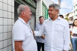 Governo do Estado entrega contenção de encosta e autoriza novas obras em Salvador