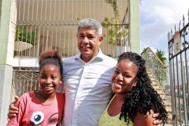 Governo do Estado entrega contenção de encosta e autoriza novas obras em Salvador