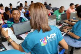 Caravana Bahia Pela Paz leva serviços de cidadania ao bairro da Liberdade