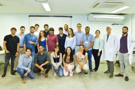 Internos de neurocirurgia do HGRS levarão 14 trabalhos para congresso mundial da especialidade, em Houston