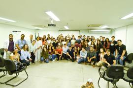 Internos de neurocirurgia do HGRS levarão 14 trabalhos para congresso mundial da especialidade, em Houston