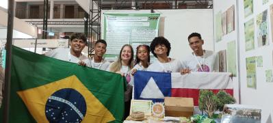 Projetos de iniciação científica de estudantes de escolas públicas da Bahia são apresentados no Paraguai