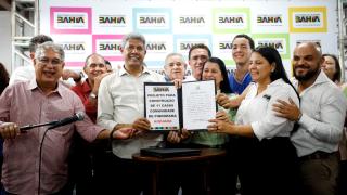 Escola de tempo integral e sistemas de abastecimento de água são entregues em Aiquara