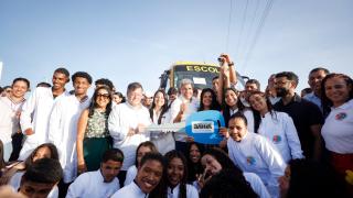 Dois novos colégios de tempo integral são inaugurados em Souto Soares, beneficiando 700 alunos