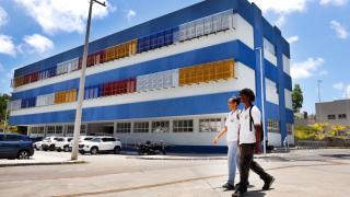 Bahia reduz em mais de 50% a taxa de abandono escolar