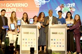 No encerramento da 21ª SNCT, Governo do Estado lança projetos, firma parcerias e entrega 78 mil tablets