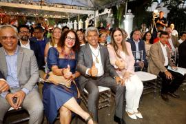 No encerramento da 21ª SNCT, Governo do Estado lança projetos, firma parcerias e entrega 78 mil tablets