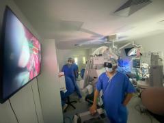 HGCA é o 1º hospital no país a usar óculos de realidade virtual da Apple em neurocirurgias