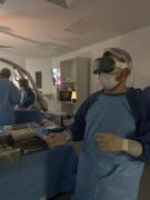 HGCA é o 1º hospital no país a usar óculos de realidade virtual da Apple em neurocirurgias