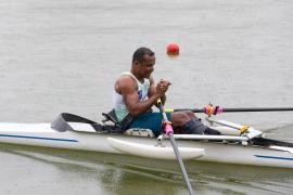 Renê Pereira conquista oitavo título brasileiro no remo paralímpico com apoio de transporte da Sudesb