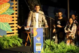 No encerramento da 21ª SNCT, Governo do Estado lança projetos, firma parcerias e entrega 78 mil tablets