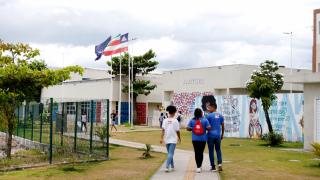 Programa Bahia pela Paz leva serviços e oficinas ao bairro de Paripe