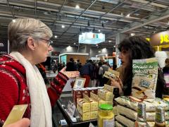 Agricultura Familiar da Bahia encanta o mundo no Salon du Chocolat em Paris