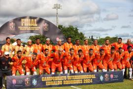 Governador acompanha vitória histórica do Castro Alves na final do Campeonato Intermunicipal de Futebol