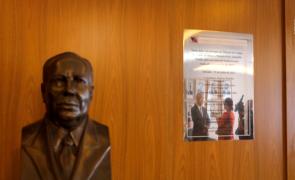 Documentário sobre a vida de Ruy Barbosa é exibido em aniversário de 10 anos da Escola do TCE-BA