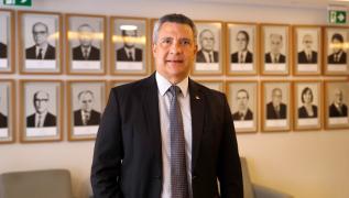 Documentário sobre a vida de Ruy Barbosa é exibido em aniversário de 10 anos da Escola do TCE-BA