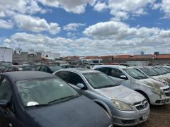 Detran-BA realiza fiscalização em endereço irregular de pátio para guarda de veículos em Feira de Santana