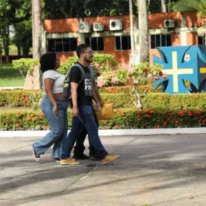 Auxílio do Programa Mais Futuro já está disponível para universitários beneficiados