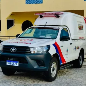 Sesab entrega ambulância e kit parto para o município de Barrocas