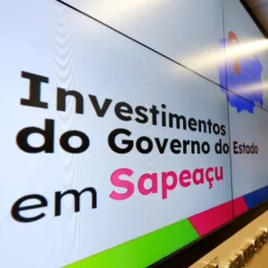 Em encontro com prefeito de Sapeaçu, governador entrega equipamentos e planeja desenvolvimento do município
