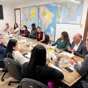 Bahia e França discutem parcerias estratégicas em infraestrutura, saúde e meio ambiente