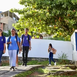 SEC faz visitas a colégios estaduais da capital para traçar estratégia de melhoria de infraestrutura