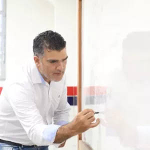 SEC abre inscrições para contratação de mediadores do Emitec e professores da Educação Profissional e Indígena