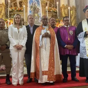 Novena do Senhor do Bonfim homenageia turismo baiano