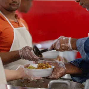 Seades inaugura Cozinha Solidária e reforça segurança alimentar em Vitória da Conquista