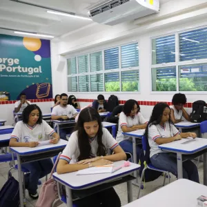 Governo do Estado nomeia 842 educadores convocados através de concurso público