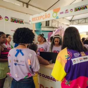Projeto Cuidar de Quem Cuida beneficia 400 catadoras por dia durante o Carnaval